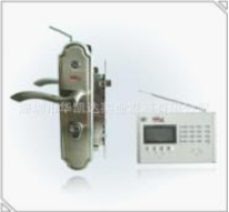 ���I���i